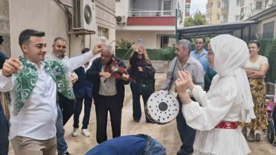 Mersin’in Silifke ilçesinde inşaat mühendisi damat, gelin alma törenine sıra