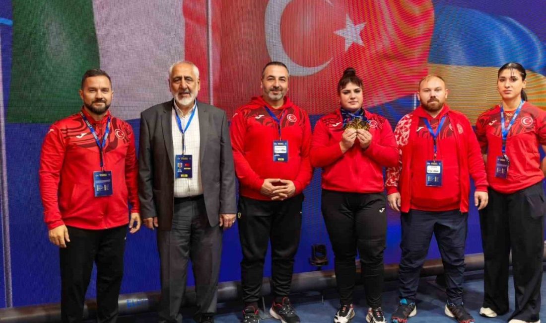 Gençler ve U23 Avrupa Halter Şampiyonası’nda milli sporcu Tuana Süren,