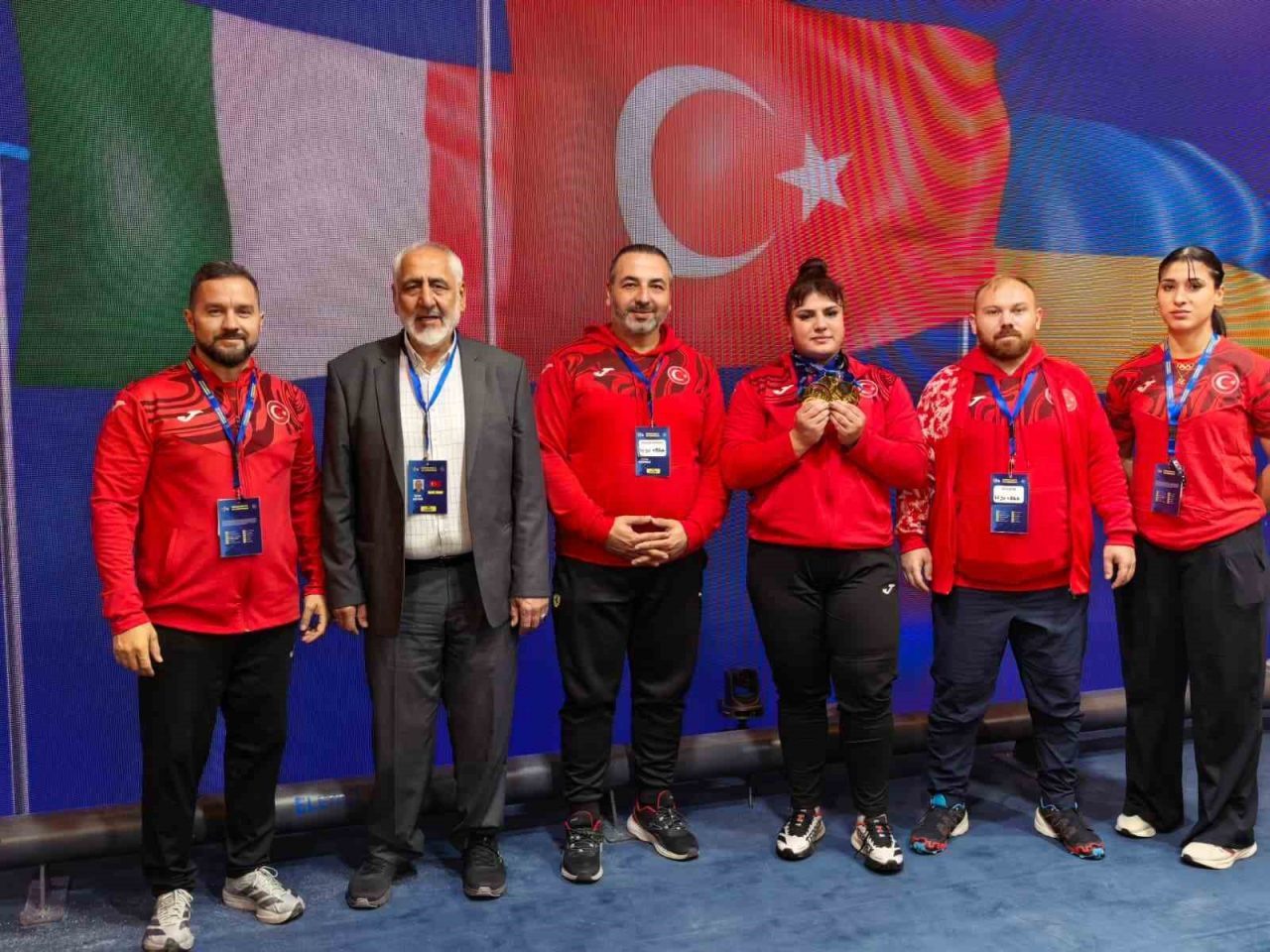 Gençler ve U23 Avrupa Halter Şampiyonası’nda milli sporcu Tuana Süren,