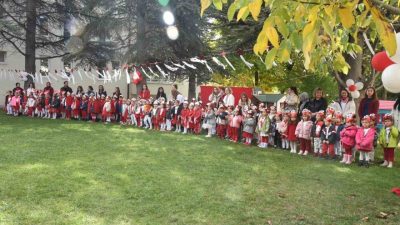 Cumhuriyet’in 103. yıl dönümü, Anadolu Üniversitesi Kreş ve Gündüz Bakımevinde