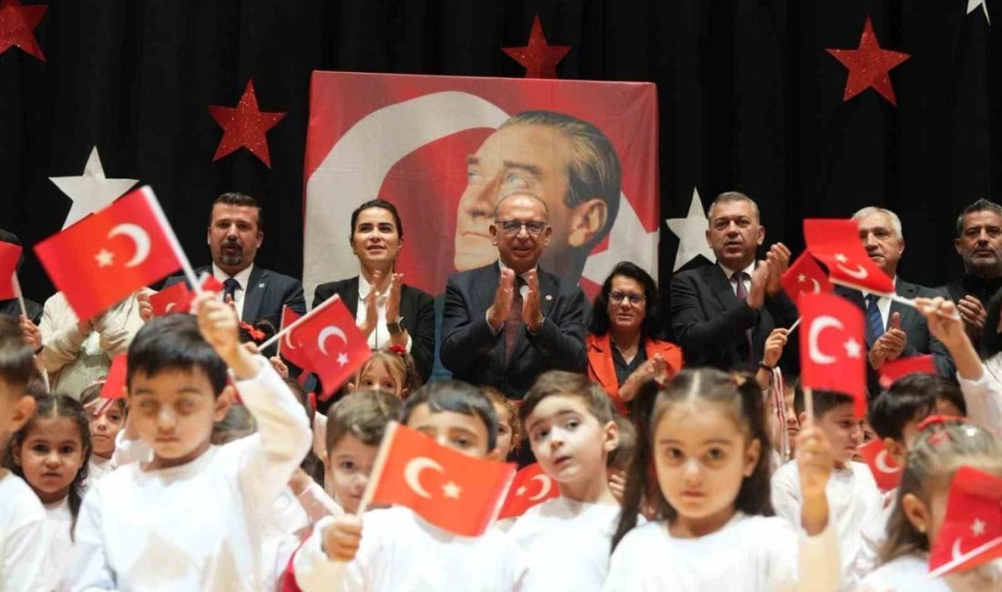 Turgutlu Belediyesi Çocuk Kültür Sanat Merkezlerinde eğitim gören çocuklar, Cumhuriyetin