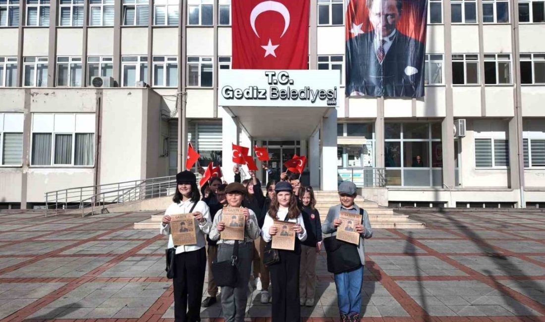 Kütahya’nın Gediz ilçesinde 29 Ekim Cumhuriyet Bayramı kutlamaları renkli ve