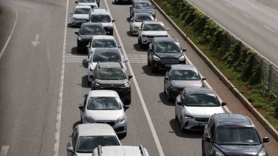 Muğla’da motorlu kara taşıtı sayısı, Eylül ayında bir önceki döneme