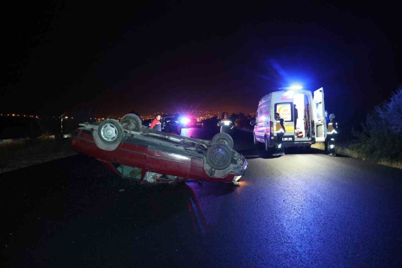 Nevşehir’de kontrolden çıkarak takla atan otomobilin sürücüsü araç içerisinde sıkışarak