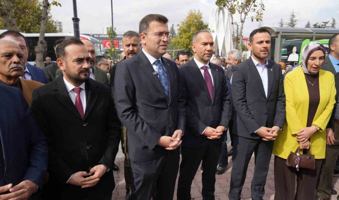 Niğde Belediyesi tarafından kente kazandırılan 20 yeni araç, düzenlenen törenle