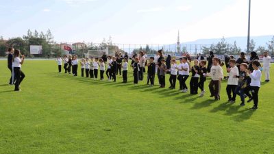 Karabük’ün Safranbolu ilçesinde “Ailemle Eğitim Yolculuğum” ve “Ailemle Spor Yapıyorum”