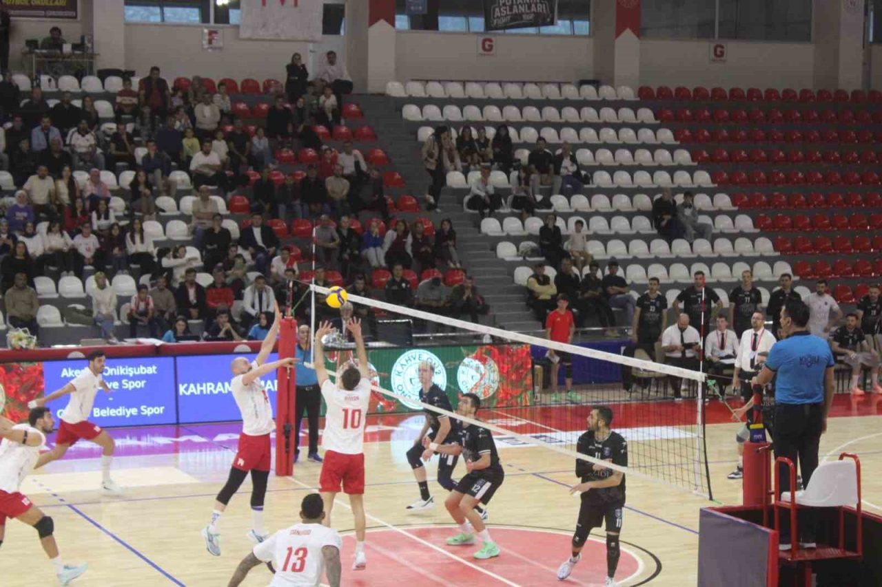Türkiye Voleybol Federasyonu (TVF) Efeler Ligi’nde Onikişubat Belediye Spor Kulübü,