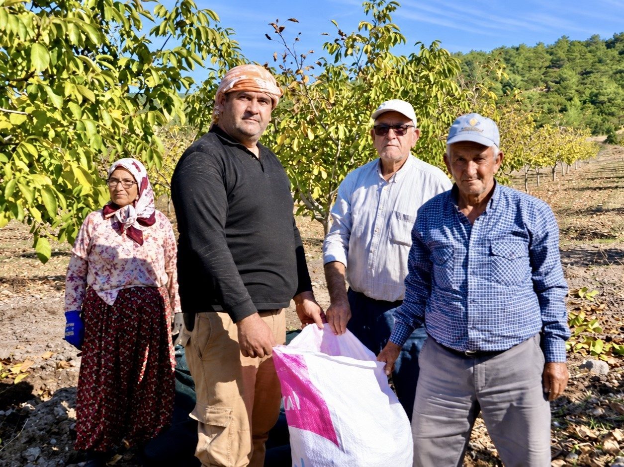 Manisa’nın Akhisar ilçesinde orman köylülerinin ekonomik kalkınmasını desteklemek amacıyla hayata