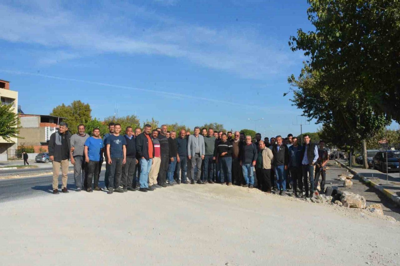 Aydın Germencik’te bulanan Ortaklar Sanayi Sitesi’nin giriş yollarının kapatılacak olmasına