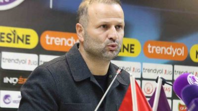 Ankara Keçiörengücü Teknik Direktörü Osman Zeki Korkmaz, Iğdır FK müsabakasının