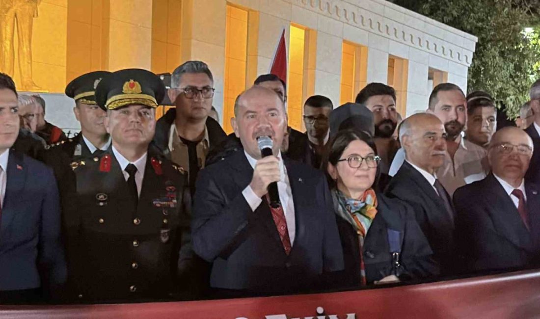 Osmaniye’de 29 Ekim Cumhuriyet Bayramı’nın 103’üncü yıl dönümü dolayısıyla düzenlenen