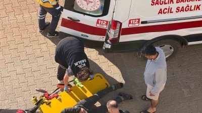 Adıyaman’da, otomobilin çarpması sonucu sonucu yaralanan yaya hastaneye kaldırıldı. Edinilen