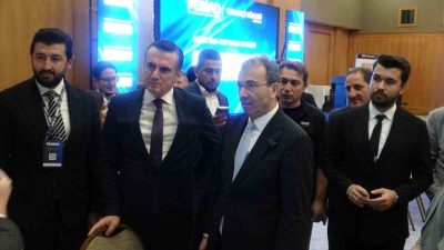 Ticaret Bakan Yardımcısı Mahmut Gürcan, Togg CEO’su Mehmet Gürcan Karakaş,