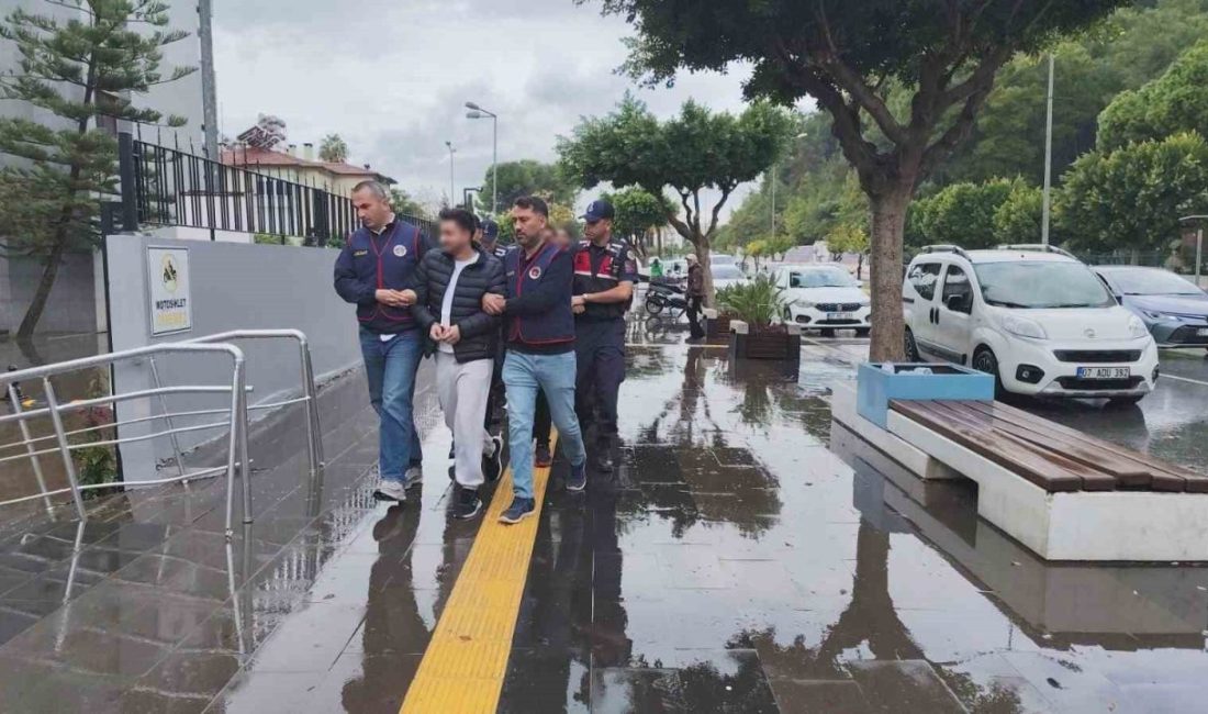 Antalya’nın Manavgat ilçesinde plakasız motosikletle geldikleri restorana silahlı saldırı olayının