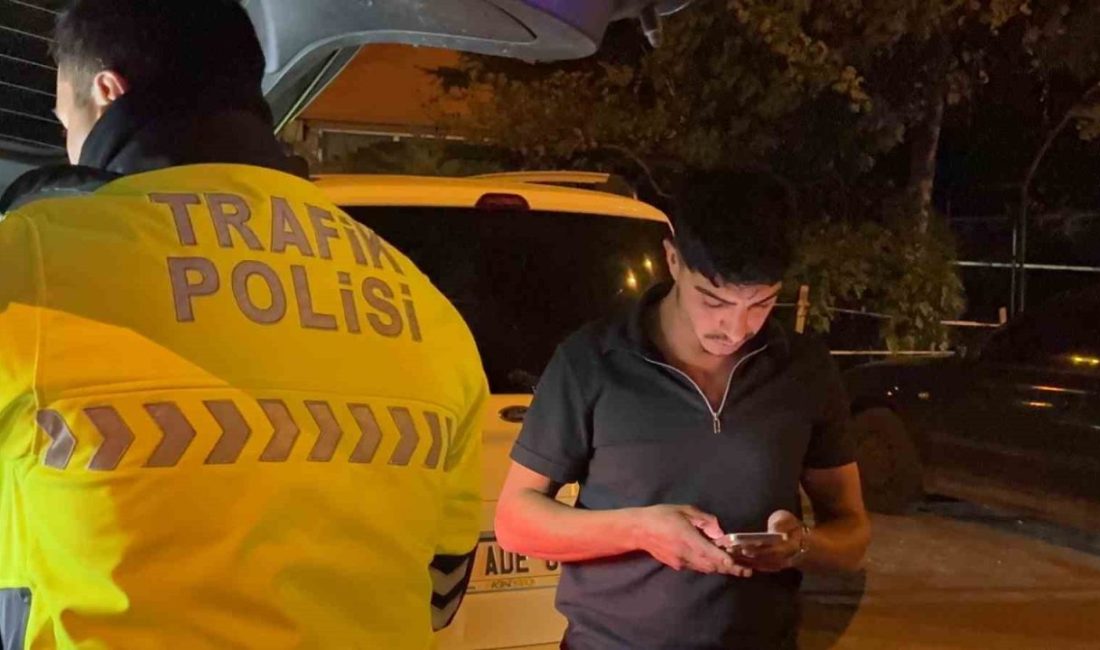 Kayseri’nin Melikgazi ilçesinde polis ekiplerinin ‘dur’ ihtarına uymayarak üzerlerine araç