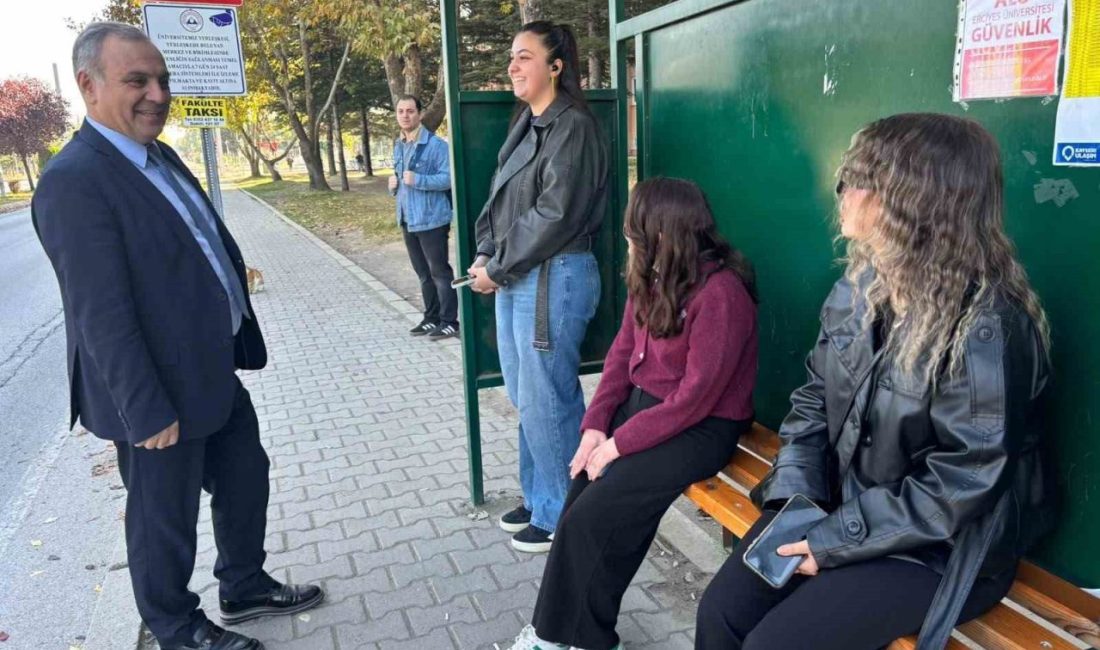 Erciyes Üniversitesi (ERÜ) Rektörü Prof. Dr. Fatih Altun; kampüste yürüyüş