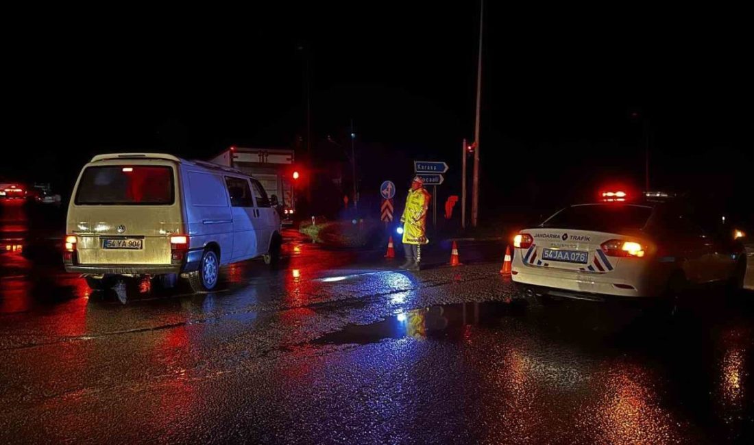 Sakarya’da Meteoroloji Genel Müdürlüğü’nün “turuncu kod” uyarısının ardından etkili olan
