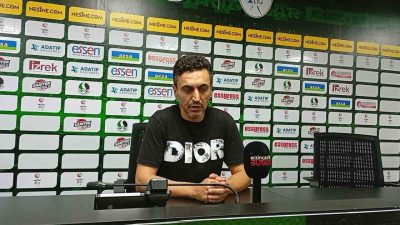 Sakaryaspor’un sahasında karşılaştığı Erzincanspor’a 3-1 mağlup olduğu maçın ardından düzenlenen