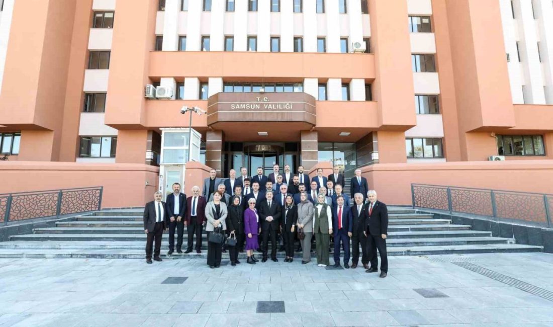 Samsun Valisi Orhan Tavlı, 19 Ekim Muhtarlar Günü dolayısıyla muhtarlarla