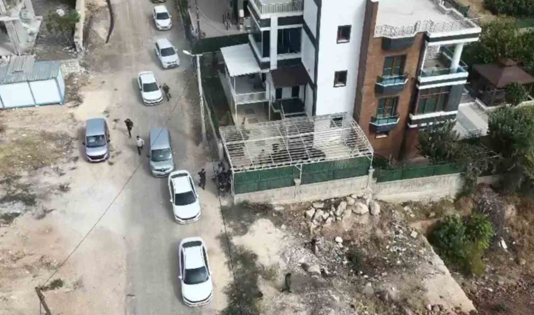 Şanlıurfa’da iletişim yoluyla dolandırıcılık yaptıkları belirlenen ve atıcı evi olarak