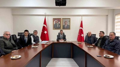 Şaphane Kaymakamı Davut Boztaş başkanlığında, birlik müdürü ve köy muhtarlarının