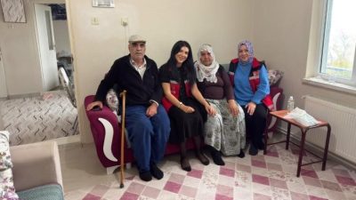 Bilecik’te şehit ailesine vefa ziyareti gerçekleştirildi. Bilecik Aile ve Sosyal