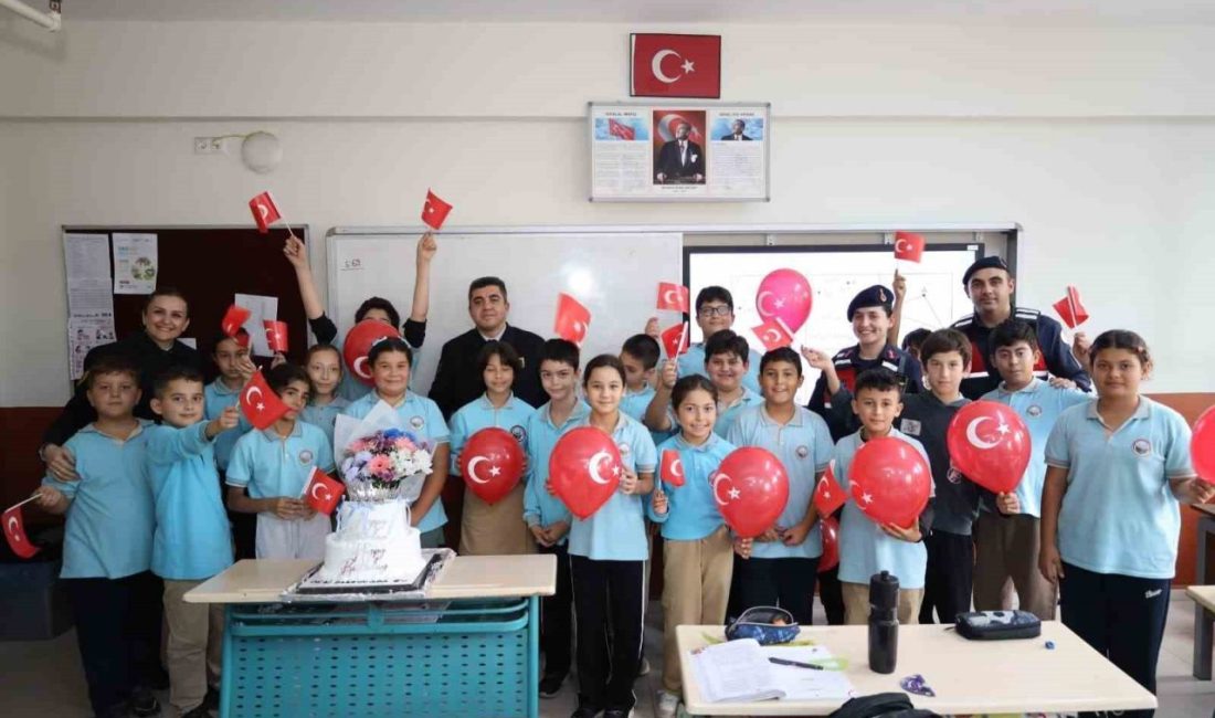Aydın’da şehit Jandarma Uzman Çavuş Tolga Sağlam’ın kızı Ada Su