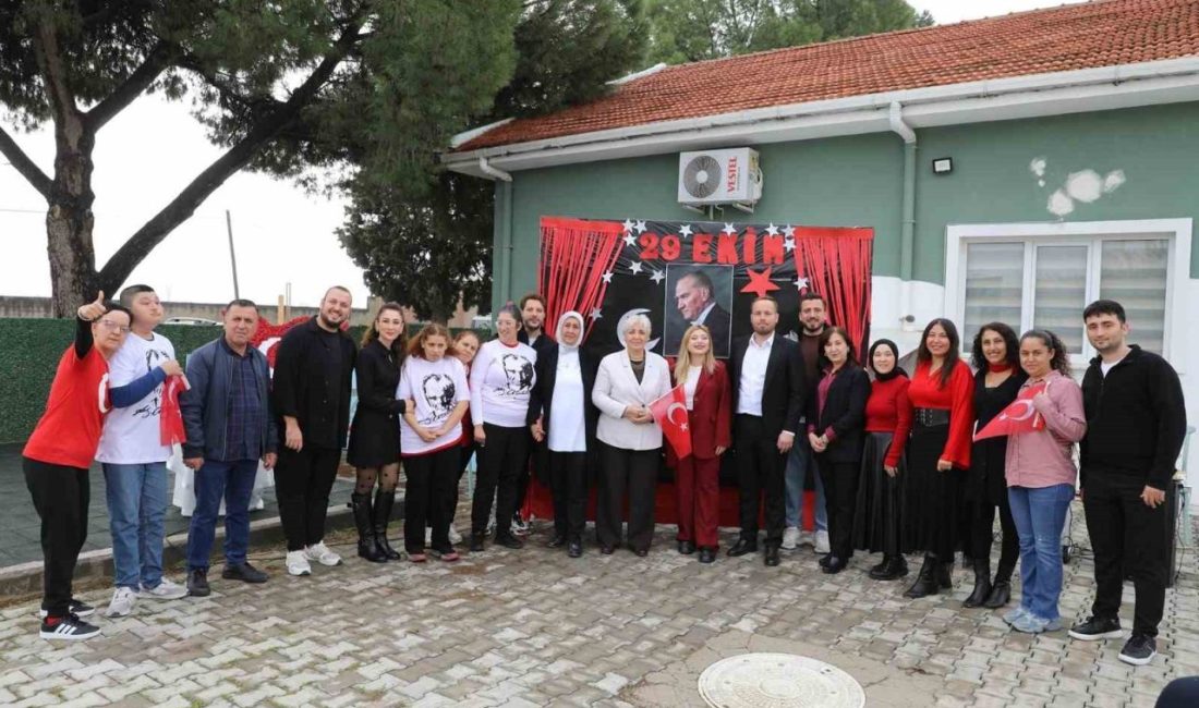 Şehzadeler Belediyesi Tilkisüleymaniye Engelli Bakım Merkezi öğrencileri, şiirler, halk oyunları
