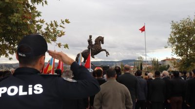 Manisa’nın Selendi ilçesinde Cumhuriyet’in ilanının 103. yıl dönümü kutlamaları, Atatürk
