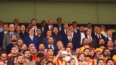 A Milli Futbol Takımı Teknik Direktörü Sergen Yalçın, Galatasaray-Fenerbahçe derbisini