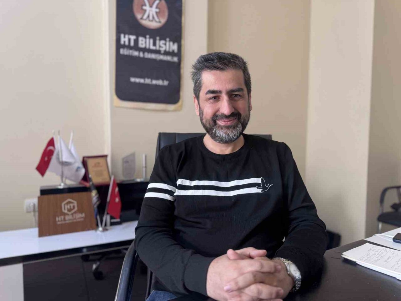Bilişim Uzmanı Hakan Topuzoğlu, dünya genelinde internet sitelerinin büyük bir
