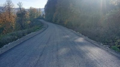 Sinop’un Ayancık ilçesinde Kuşlarbaşı ile Erikli köyü arasındaki grup yolu