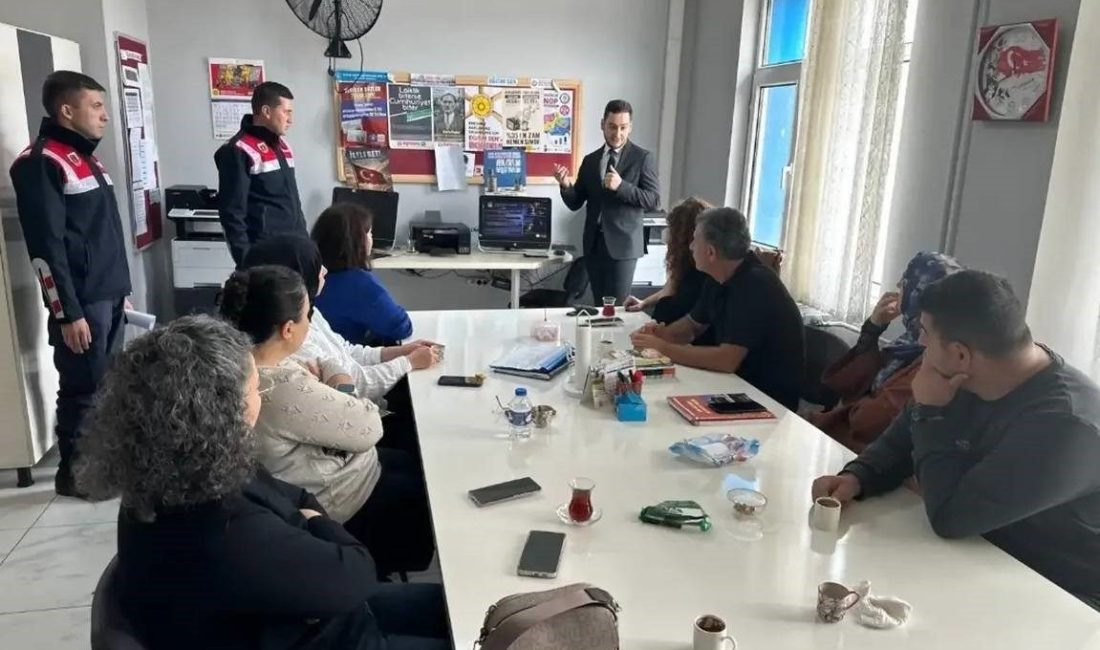 Sinop Abalı İlkokulu ve Ortaokulunda, öğrenci ve öğretmenlere yönelik siber