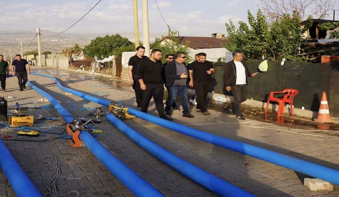 Şırnak Belediyesi, maden afet konutlarında içme suyu hatlarını yenilemek için