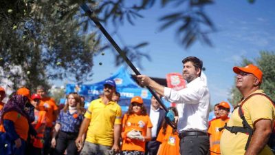 Mersin’in Tarsus ilçesinde, lösemili çocuklara destek olmak amacıyla düzenlenen ’iyilik