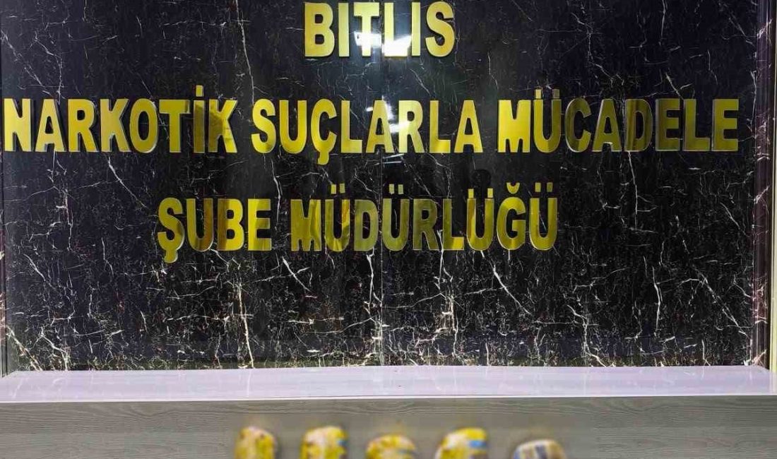Bitlis’in Tatvan ilçesinde narkotik ekiplerince durdurulan araçta, 5 parça halinde
