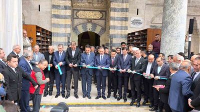 Tokat’ta restorasyon çalışmaları tamamlanan 541 yıllık Gülbahar Hatun Camii, cuma