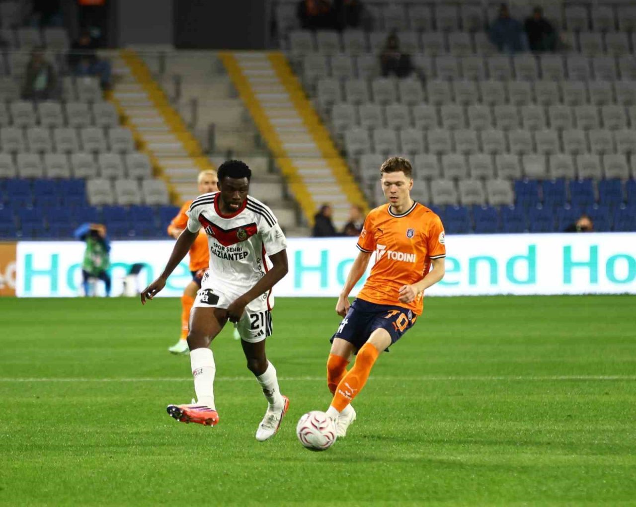 Trendyol Süper Lig’in 8. haftasında Başakşehir, Gaziantep Futbol Kulübü’nü konuk
