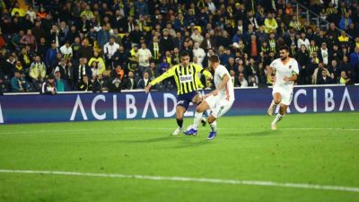 Trendyol Süper Lig’in 8. haftasında Fenerbahçe, Corendon Alanyaspor’u konuk ediyor.