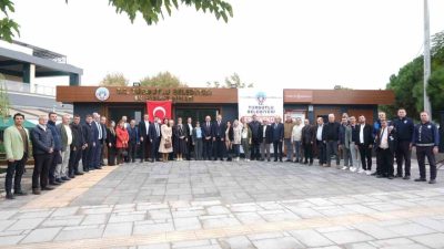Turgutlu Belediyesi, Ergenekon Mahallesi’nde Ek Hizmet Binası’nı hizmete açtı. Vatandaşların