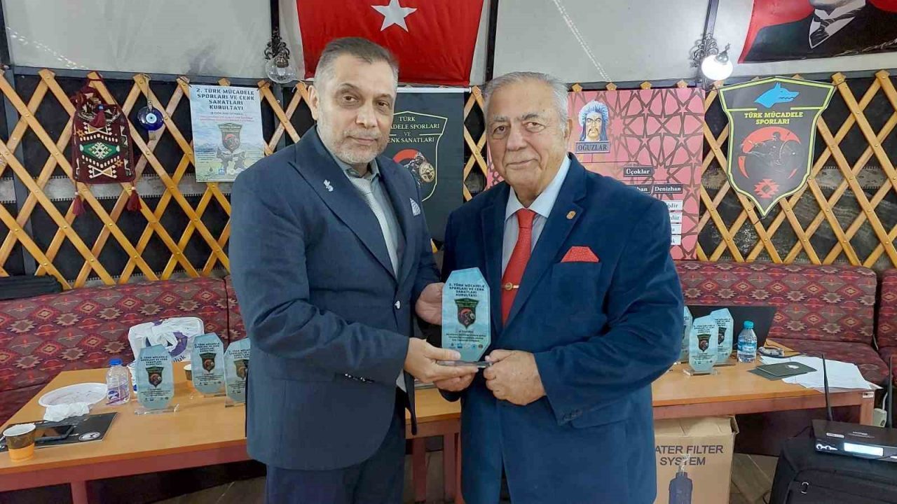 Türk mücadele sporları ve savaş sanatları alanında bir ilk olma