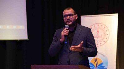 Türkiye Yeşilay Cemiyeti Adana Şube Başkanı Doktor Yunus Emre Yıldırım,