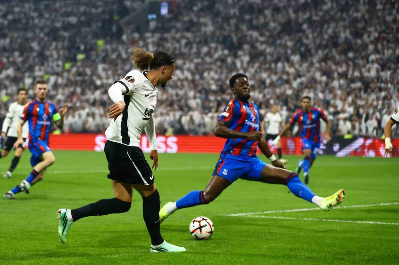UEFA Avrupa Ligi’nin 3. haftasında Beşiktaş, sahasında İngiliz ekibi Crystal