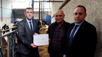 Uşak’ın Ulubey ilçesinde iki üretici, hastalıktan ari işletme belgesi almaya