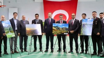 Erzincan’ın Üzümlü ilçesinde, 29 Ekim Cumhuriyet Bayramı’nın 103. yıl dönümü