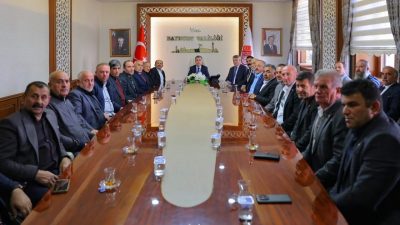Bayburt Valisi Mustafa Eldivan, 19 Ekim Muhtarlar Günü dolayısıyla merkez