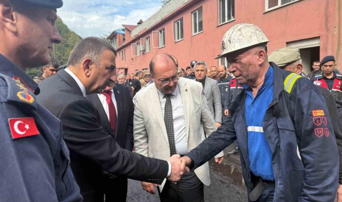 Zonguldak Valisi Osman Hacıbektaşoğlu, Kilimli ilçesine bağlı Gelik beldesinde 3