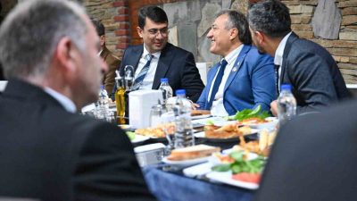 Uşak Valisi Serdar Kartal, şehit aileleri ve gazilerle bir araya