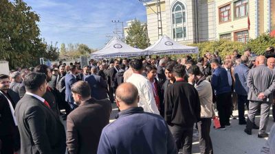 Van Ticaret ve Sanayi Odası (Van TSO) başkanlık seçimleri, üyelerin