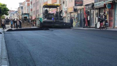 Samsun’un Vezirköprü ilçesinde uzun süredir bozuk olan Köprülüler Caddesi’nde altyapı